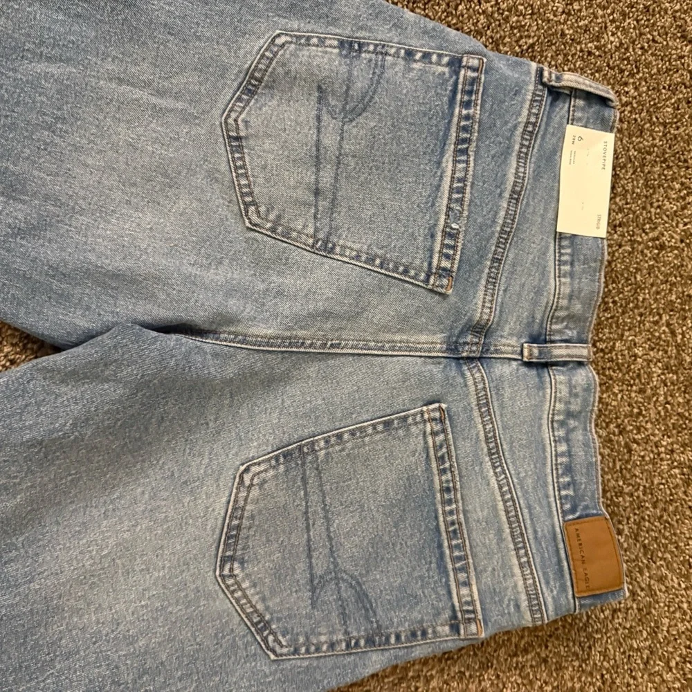 American Eagle Medium Indigo Jeans - Picture 5 of 5
